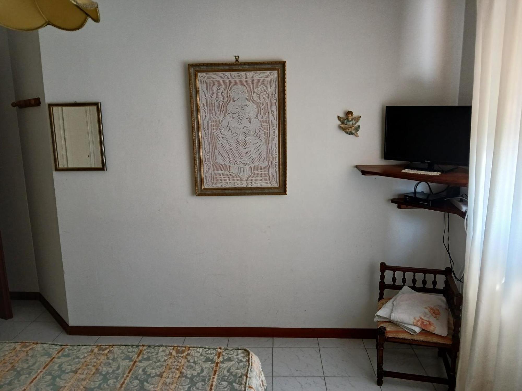Il Melograno B&B With Private Bathrooms Aulla Exterior foto