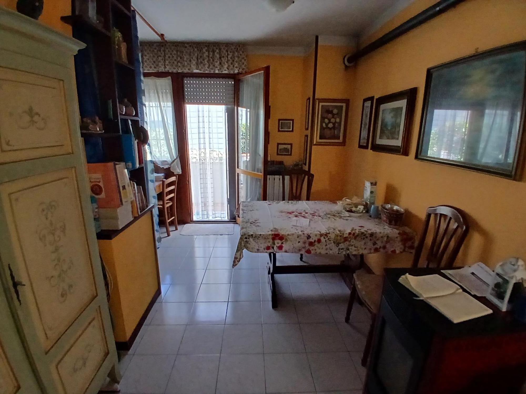Il Melograno B&B With Private Bathrooms Aulla Exterior foto