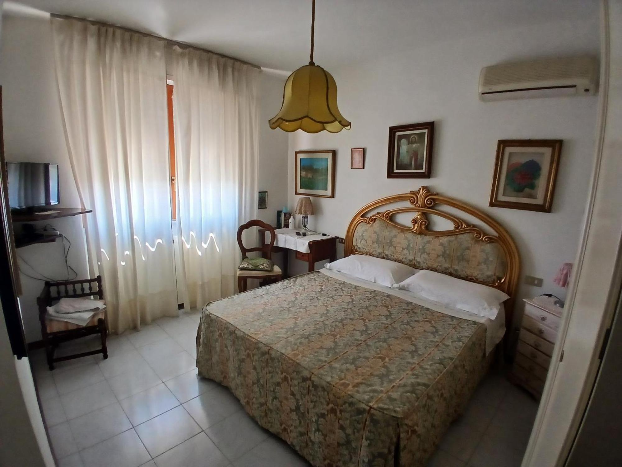 Il Melograno B&B With Private Bathrooms Aulla Exterior foto