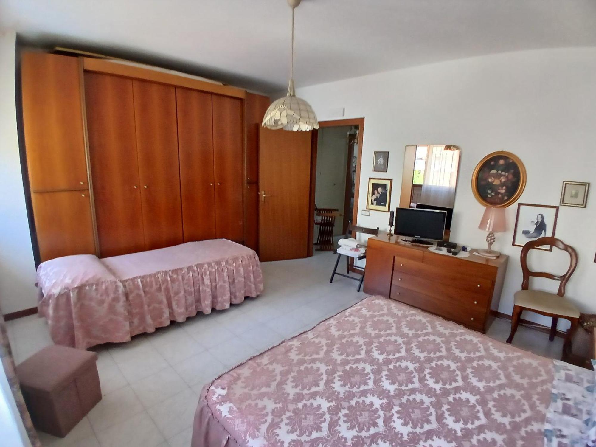 Il Melograno B&B With Private Bathrooms Aulla Exterior foto